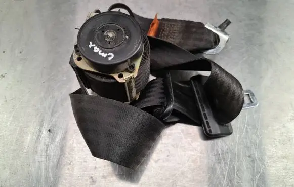 Ford Focus C-MAX Rear seatbelt 040585 6017049
