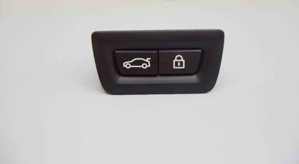 BMW 4 G22 G23 G24 G26 Tailgate/boot open switch button 9275121