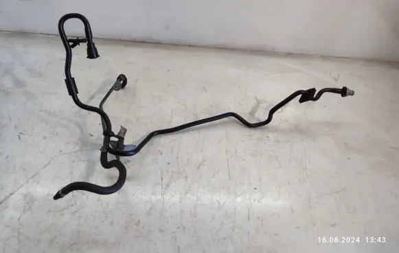 Mercedes-Benz S W221 Engine coolant pipe/hose