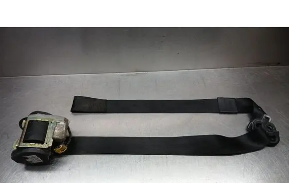 Audi A3 S3 8P Front seatbelt 8P3857706B