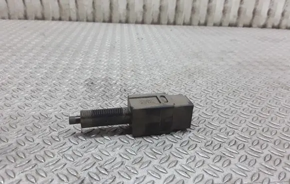 Nissan Primera Brake pedal sensor switch