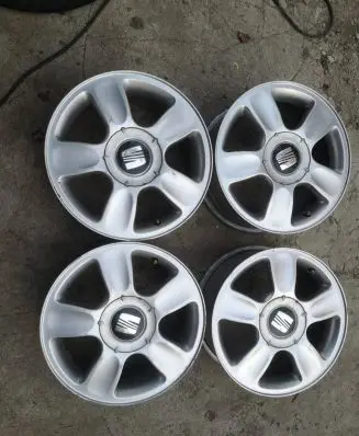 Seat Ibiza III (6L) R15 alloy rim 6K0601026N