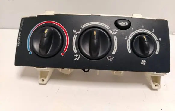 Renault Megane I Climate control unit 655738N A52CHHG 100839