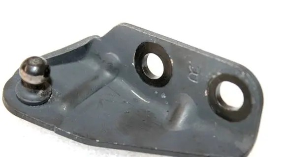 Suzuki SX4 S-Cross Tailgate/trunk/boot hinge 8185061M00