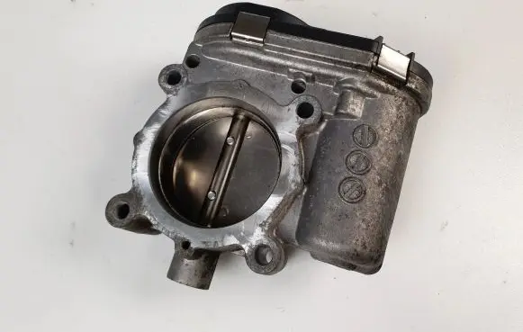 Mercedes-Benz CLA C117 X117 W117 Throttle valve 0280750541 A2701410025