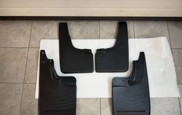 Volkswagen Amarok Mudguards set 