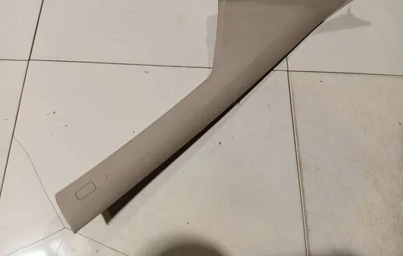 Peugeot Expert (C) pillar trim 1498147077
