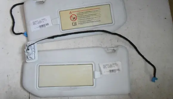 Peugeot 508 Sun visor