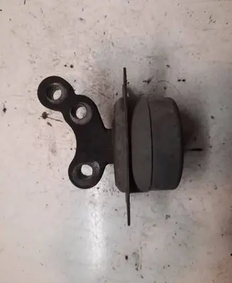 Opel Signum Engine mount bracket 13207585
