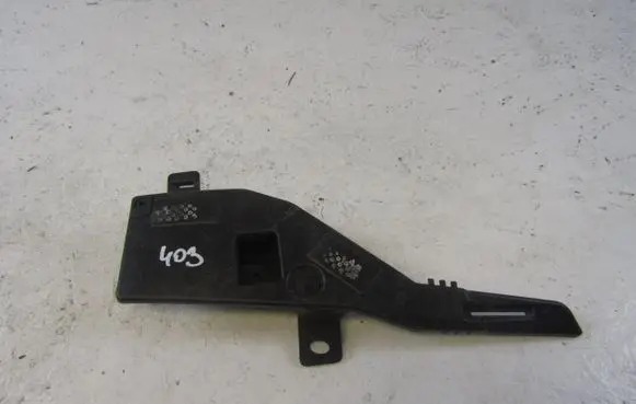 Renault Captur II Front bumper mounting bracket 620369942R
