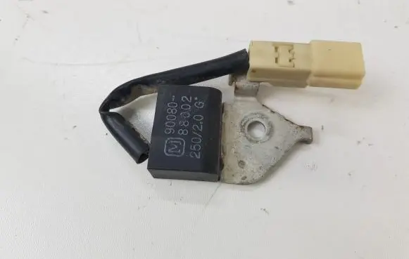 Toyota Avensis T250 Sensor 9008088002