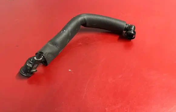 Breather/breather pipe/hose
