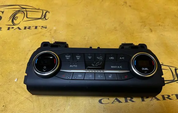 Ford Kuga III Climate control unit LJ6T18C612HC