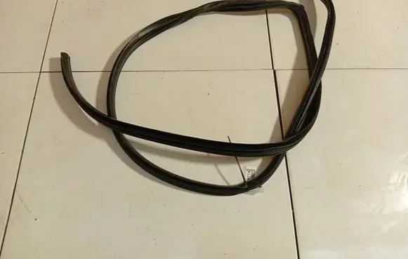 KIA Ceed Rubber seal front coupe door 