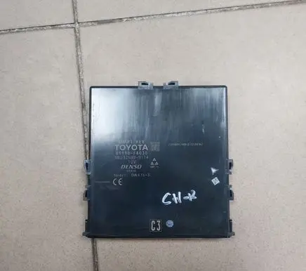 Toyota C-HR I Keyless (KESSY) go control unit/module 89990F4030