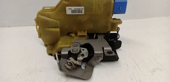 Audi A8 S8 D3 4E Rear door lock 4E0839016B