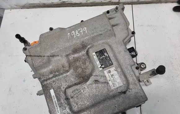 Hyundai Kona I Voltage converter inverter 364000E175
