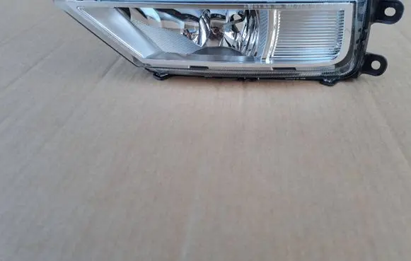 Volkswagen Tiguan Front fog light 5NA941699A