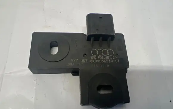 Audi A5 Fuel level sensor 8K0906651C 01517B