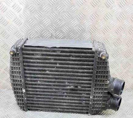 Maserati Quattroporte Intercooler radiator 16474839