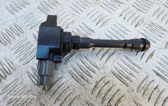 High voltage ignition coil