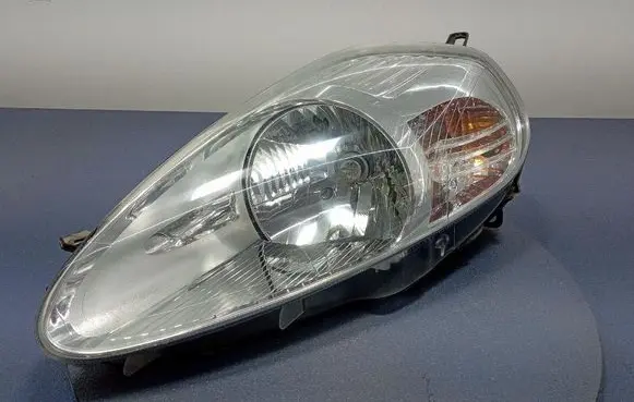 Fiat Punto (199) Headlight/headlamp 08-661-1147