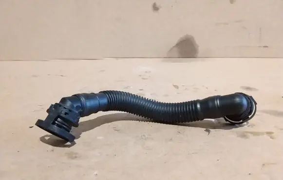 Audi A4 S4 B8 8K Breather hose/pipe 03L103493AE