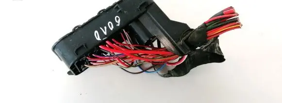 Audi A3 S3 8P Fuse box set 15345252 1534525-2