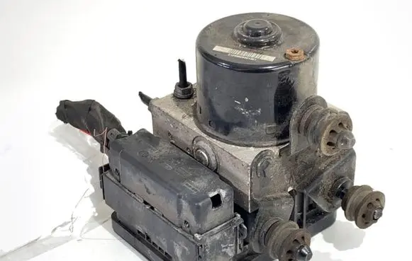 Volkswagen Golf Plus ABS Pump 1K0614517AE