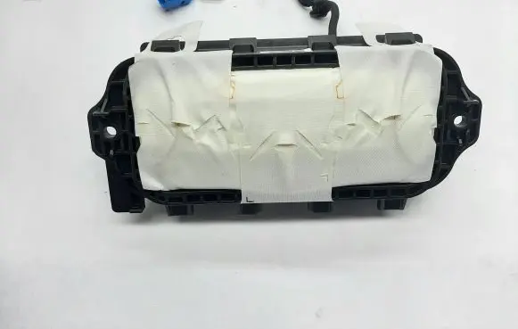 Opel Mokka B Passenger airbag 9844801680