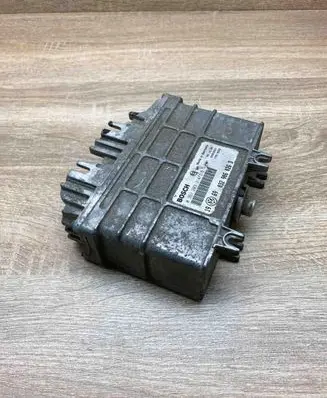 Volkswagen Golf III Engine control unit/module ECU 032906026D 0261203314