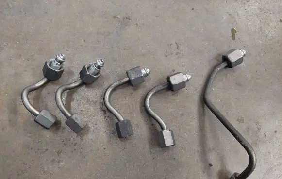 Opel Astra H Fuel injector supply line/pipe 