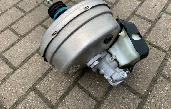 Audi A6 S6 C7 4G Brake booster 4G1612103G