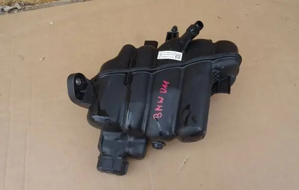 BMW X1 U11 Coolant expansion tank/reservoir 5A14999 179807T0