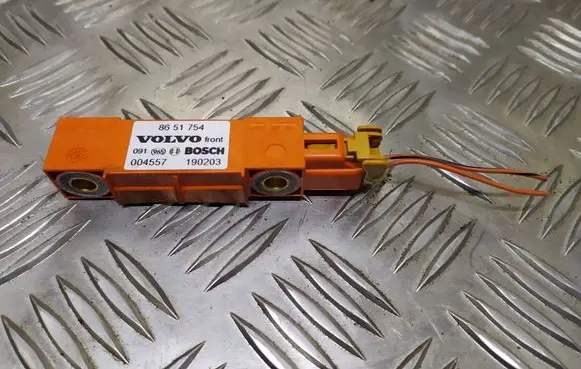 Volvo XC90 Airbag deployment crash/impact sensor 8651754