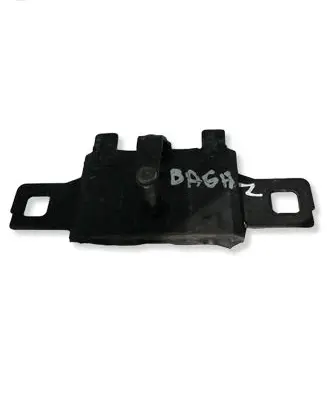Audi Q2 - Loading door lock loop/hook striker 8W9827507A