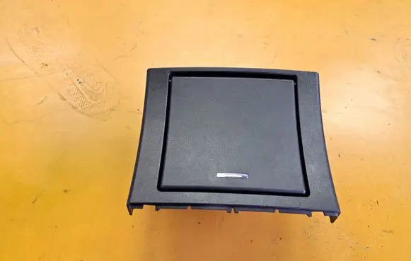 Mercedes-Benz E W212 Ashtray (rear) A2126803850