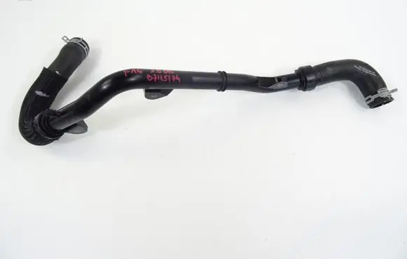Engine coolant pipe/hose