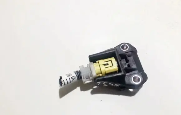 Toyota RAV 4 (XA20) Airbag deployment crash/impact sensor 8917345050