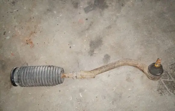 KIA Sportage Steering tie rod 