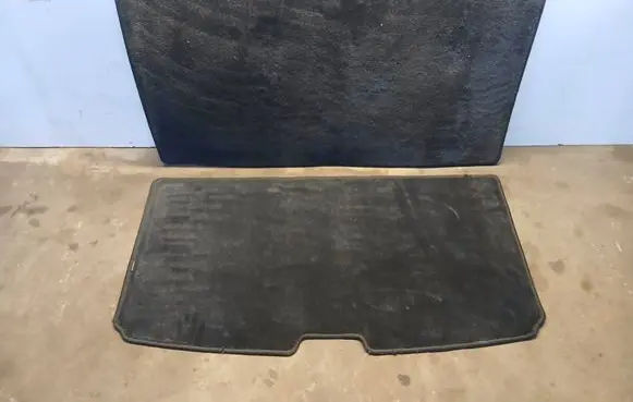 Volvo XC90 Trunk/boot mat liner 39843777 39843779