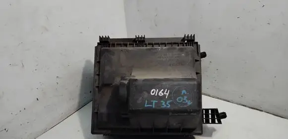 Volkswagen II LT Air filter box 2D0129601E