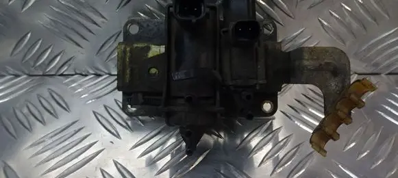 Ford Focus C-MAX Valve vacuum 