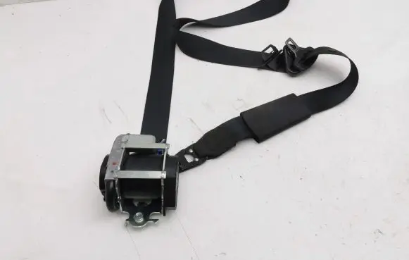 Renault Zoe Front seatbelt 9155856