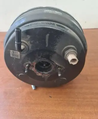 KIA Carens II Brake booster 585001D110 591101D600