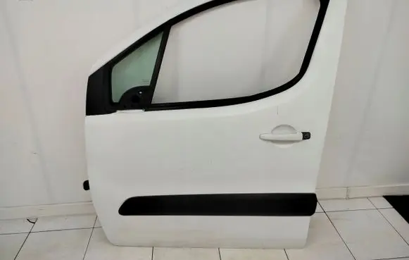 Citroen Berlingo Front door 