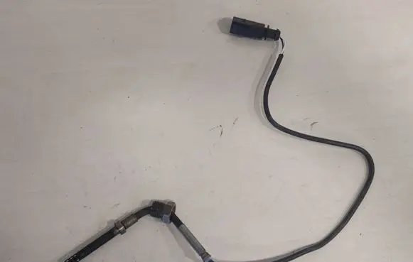 Audi A8 S8 D3 4E Exhaust gas temperature sensor 038906088A