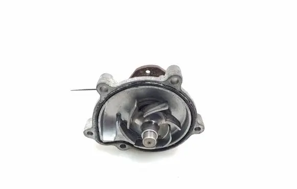 Mercedes-Benz A W169 Water pump A2662000720