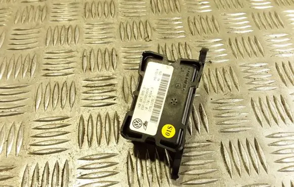 Volkswagen Golf V ESP acceleration yaw rate sensor 1K0907655D