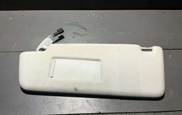 Sun visor